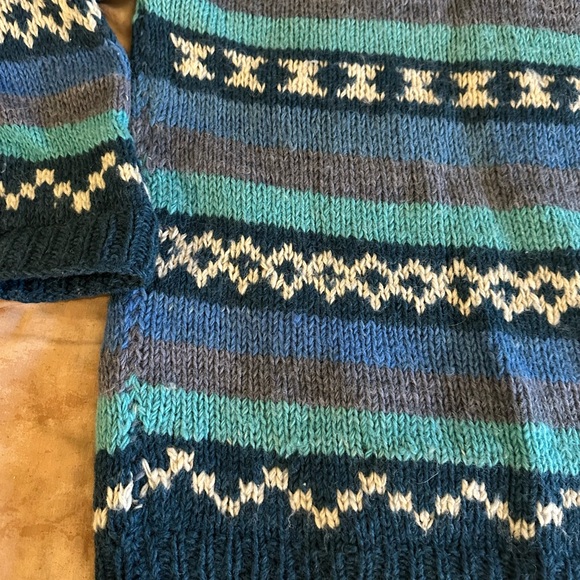Hand Made in Nepal 100% Wool Blue and Greece Patterned Women's Sweater Med/Large - Picture 7 of 14